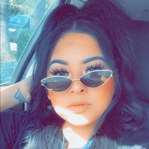 Meet your Posher, Melanee